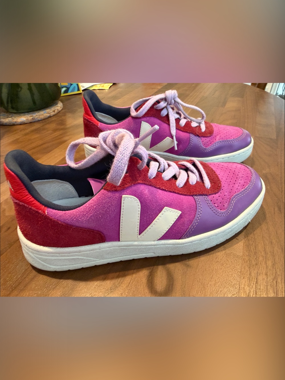 Veja Women's Pink & Purple Lace-Up Sneakers